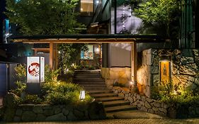 夢蔵杜高旅館